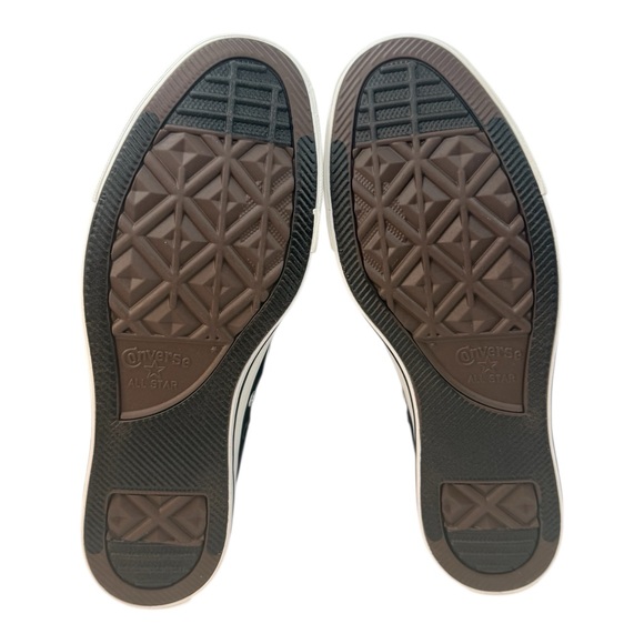 Converse Women's Chuck Taylor All Star Floral Embroidery High Top Shoe, Size 9.5 - Picture 10 of 11